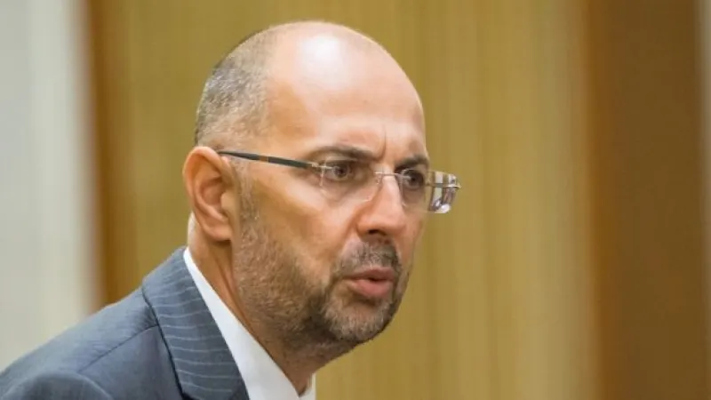 Kelemen Hunor:”Partidele din fosta coaliţie trebuie să se aşeze din nou la masa negocierilor”