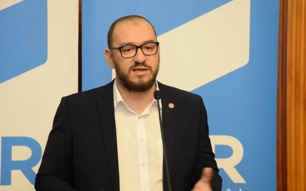 USR va demara procedura de sesizate la CCR împotriva legii care crează discriminări pentru biserici la retrocedarea terenurilor
