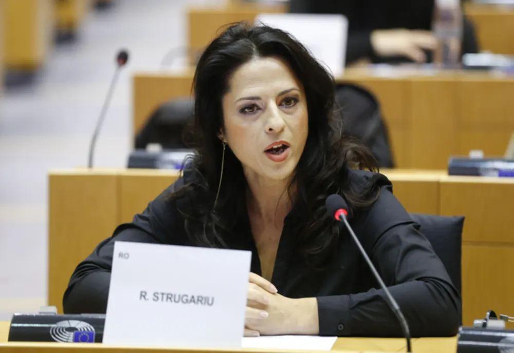 Europarlamentarul USR, Ramona Strugariu, atac la Iohannis: Si sfanta ipocrizie si coruptia fac la fel de mult rau!