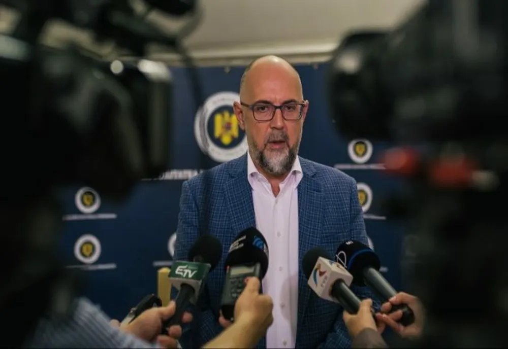 Kelemen Hunor: Sâmbătă vom iniţia discuţiile oficiale - PNL, USR-PLUS şi UDMR - în vederea formării unei majorităţi parlamentare şi a guvernării comune