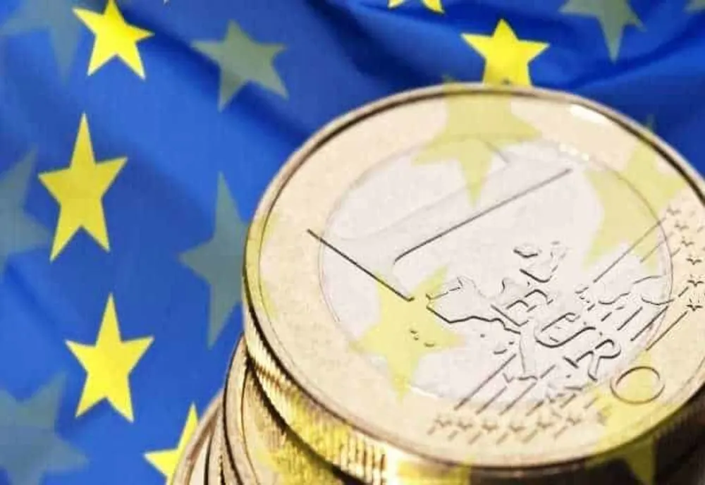 Alianţa USR PLUS a propus la negocierile cu PNL şi UDMR o reformare a sistemului de management al fondurilor europene din România