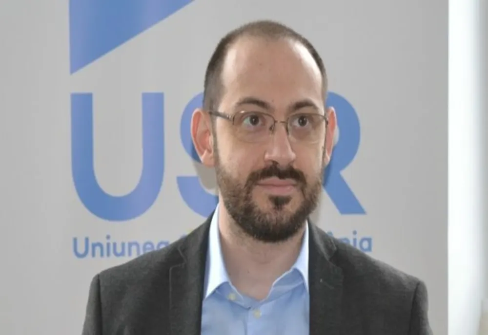 Deputatul USR Tudor Benga: ”Cea mai importantă responsabilitate a celor votați în funcție publică este să răspundă în fața oamenilor”