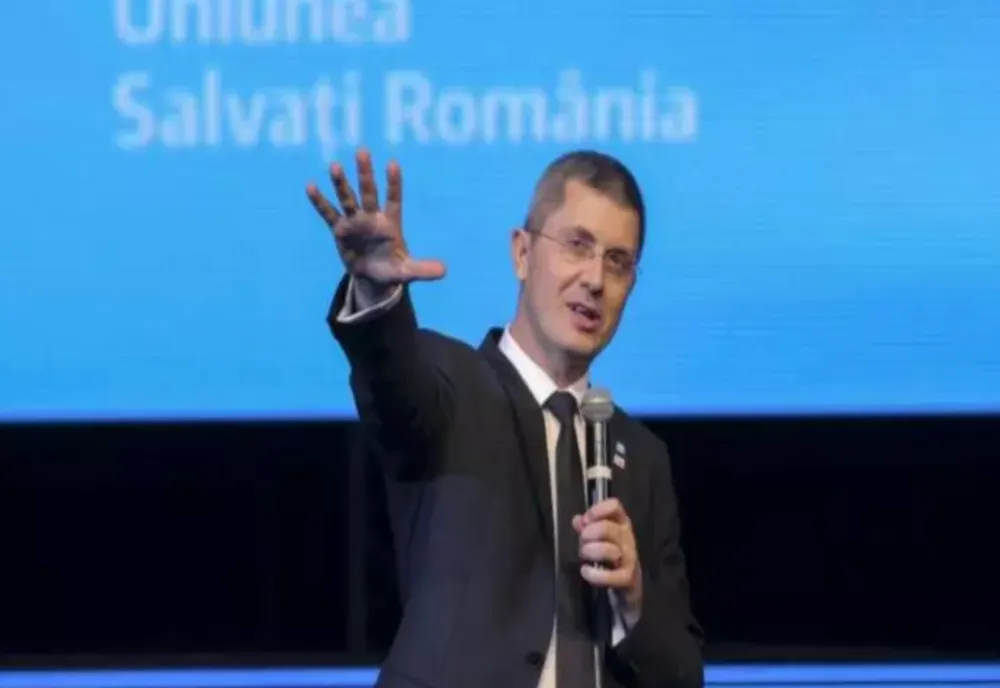 Dan Barna crede că Dacian Cioloș este omul ”sistemului”