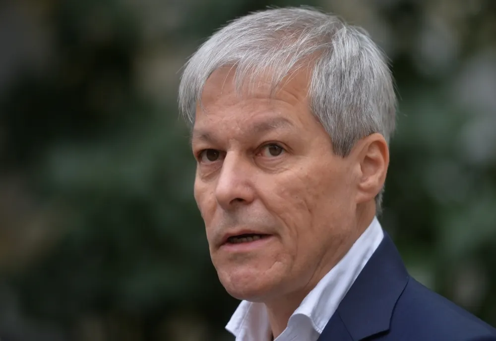 Dacian Cioloș după revocarea Ancăi Dragu: „Au găsit o sinecură de consolare pentru Cîțu”