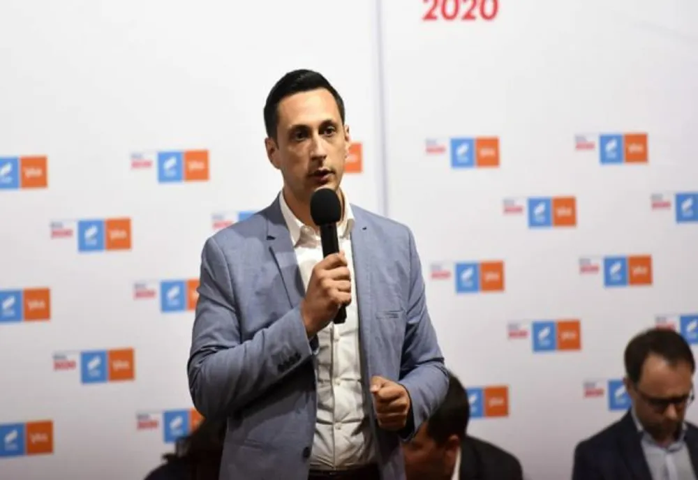 Europarlamentarul USR Vlad Gheorghe a depus la Direcţia Naţională Anticorupţie un denunţ împotriva Romsilva
