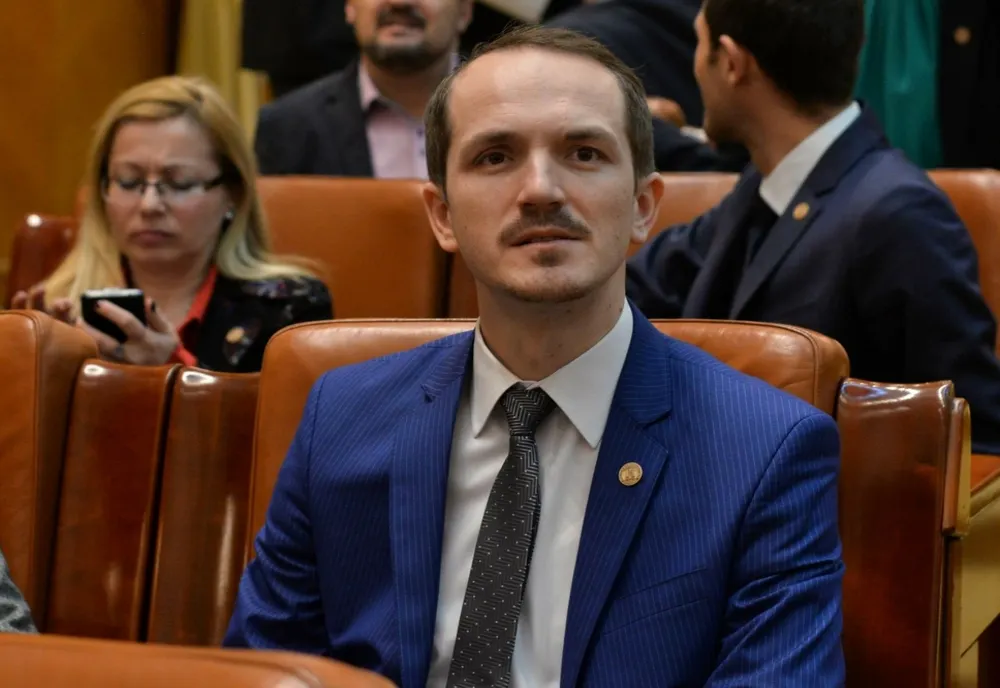 PREȘEDINTELE USR VASLUI, DEPUTATUL MIHAI BOTEZ: AM VOTAT PENTRU ADEVĂR, PENTRU DEMOCRAȚIE, NU PENTRU MONOPOL DE PUTERE