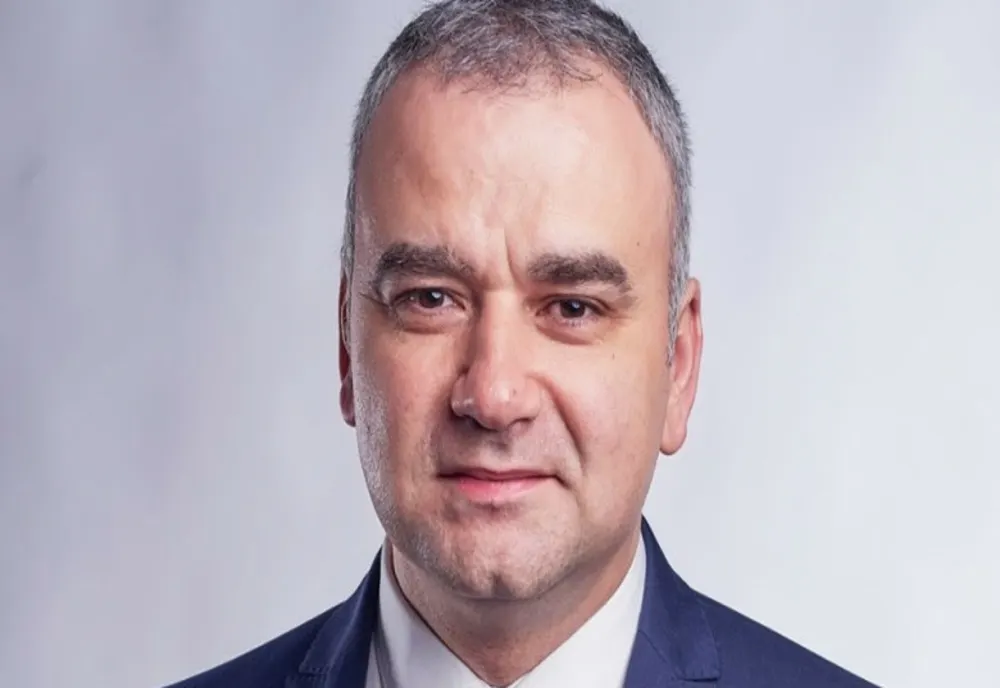 SENATORUL USR MARIUS BODEA CRITICĂ MINISTERUL APĂRĂRII: „A REFUZAT SĂ NE SPUNĂ INCLUSIV NUMĂRUL DE GENERALI ÎN RETRAGERE, ADICĂ CEI PENSIONAŢI”