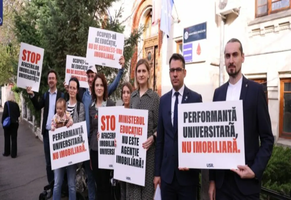 Protest USR la Ministerul Educației împotriva OUG care transformă universitățile în dezvoltatori imobiliari
