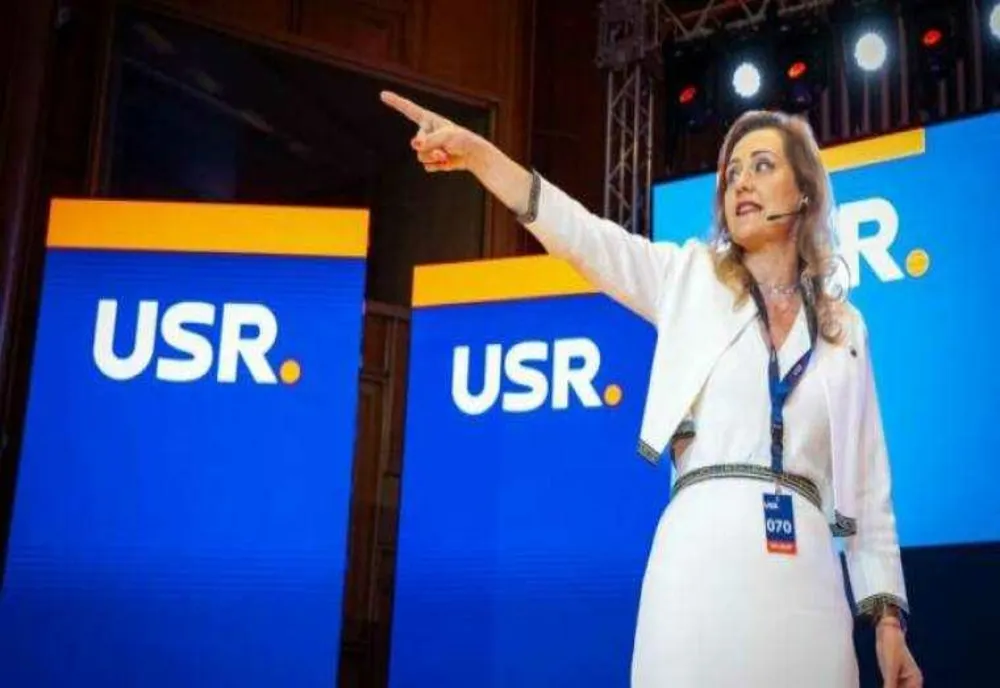 ELENA LASCONI: ”DE 35 DE ANI EI AU CONSTRUIT DOUĂ ROMÂNII. O ROMÂNIE ÎN CARE EI AU SALARII SPECIALE, PENSII SPECIALE, DREPTURI SPECIALE”
