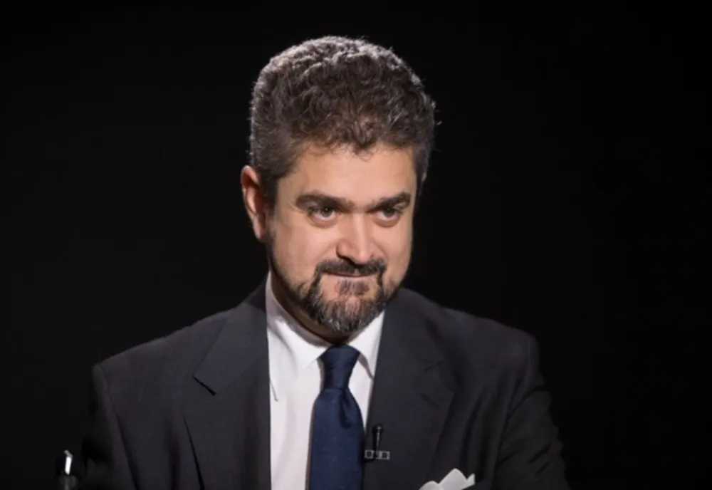 MOTIVUL PENTRU CARE THEODOR PALEOLOGU N-A VRUT SĂ FIE CONSILIERUL LUI NICUȘOR DAN: "CEL MAI MIC CONTACT CU LUMEA POLITICĂ TE RUINEAZĂ"