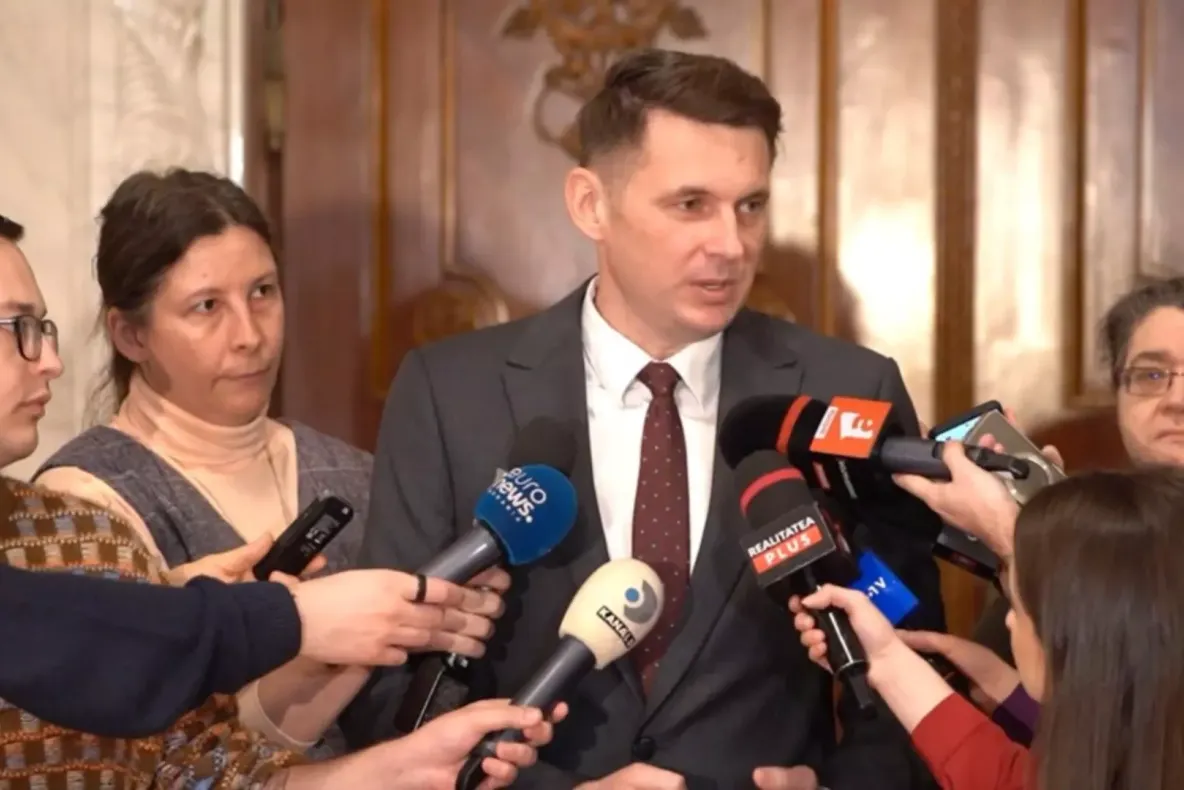 Audieri pentru guvernul Mureșan: doar Abrudean și Nazare trec de comisii. Toți miniștrii USR, respinși