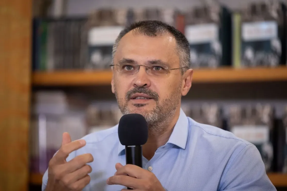 Cristian Ghinea despre legea salarizării: E un fel de Jocurile Foamei între bugetari