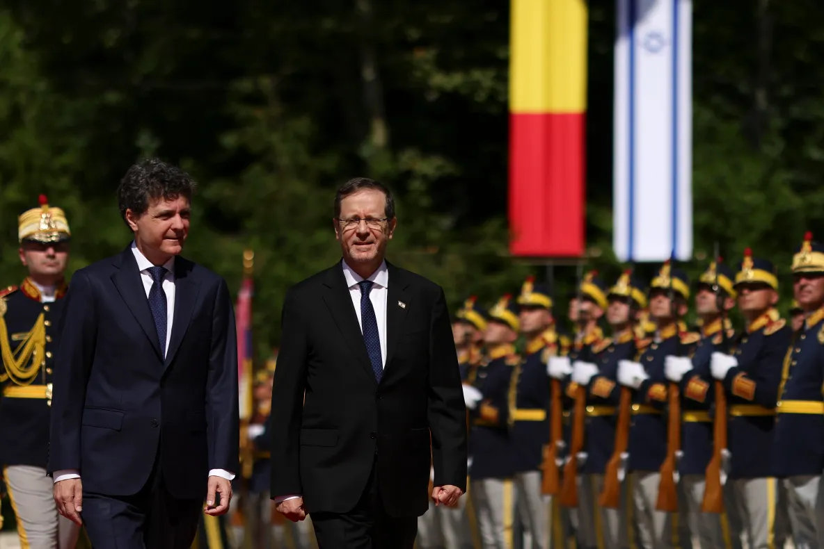 Președintele Israelului, Isaac Herzog, a sosit în România pentru comemorarea a 85 de ani de la Pogromul de la Iași
