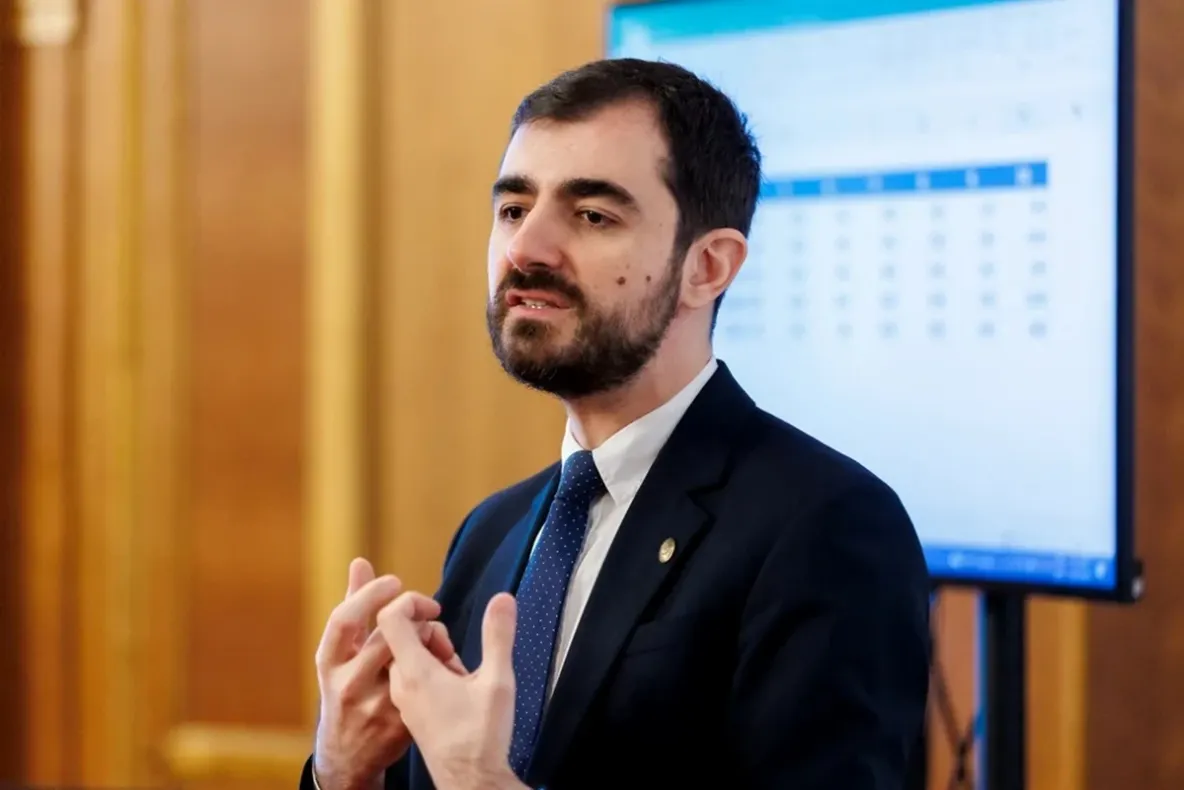 Deputatul USR Claudiu Năsui demisionează din Parlament, după numirea sa ca ministru în Guvernul Republicii Moldova