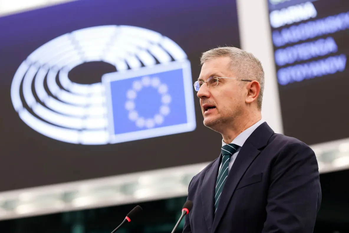 Dan Barna a fost reales vicepreședinte al grupului parlamentar Renew Europe