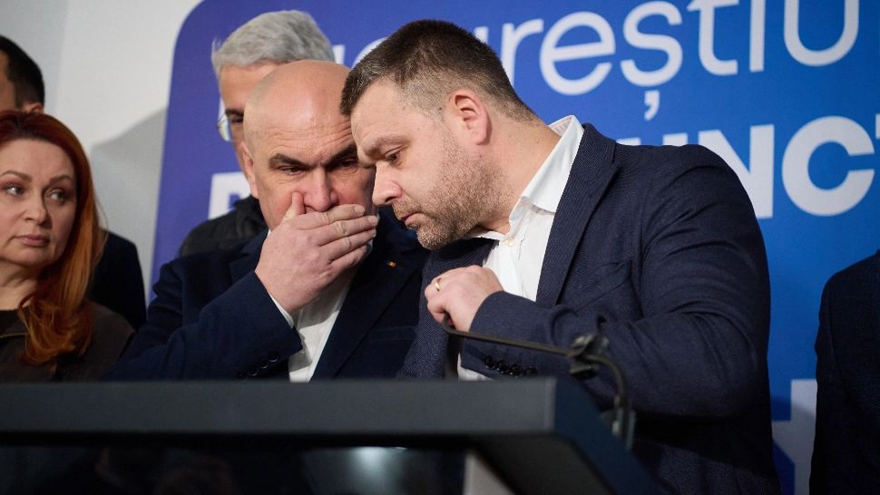 Ciucu îi vrea pe Băsescu și Nicușor Dan lângă el, pe post de consilieri