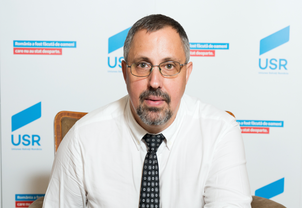 Peste 11.000 de elevi din satele ieșene nu pot participa la lecțiile online