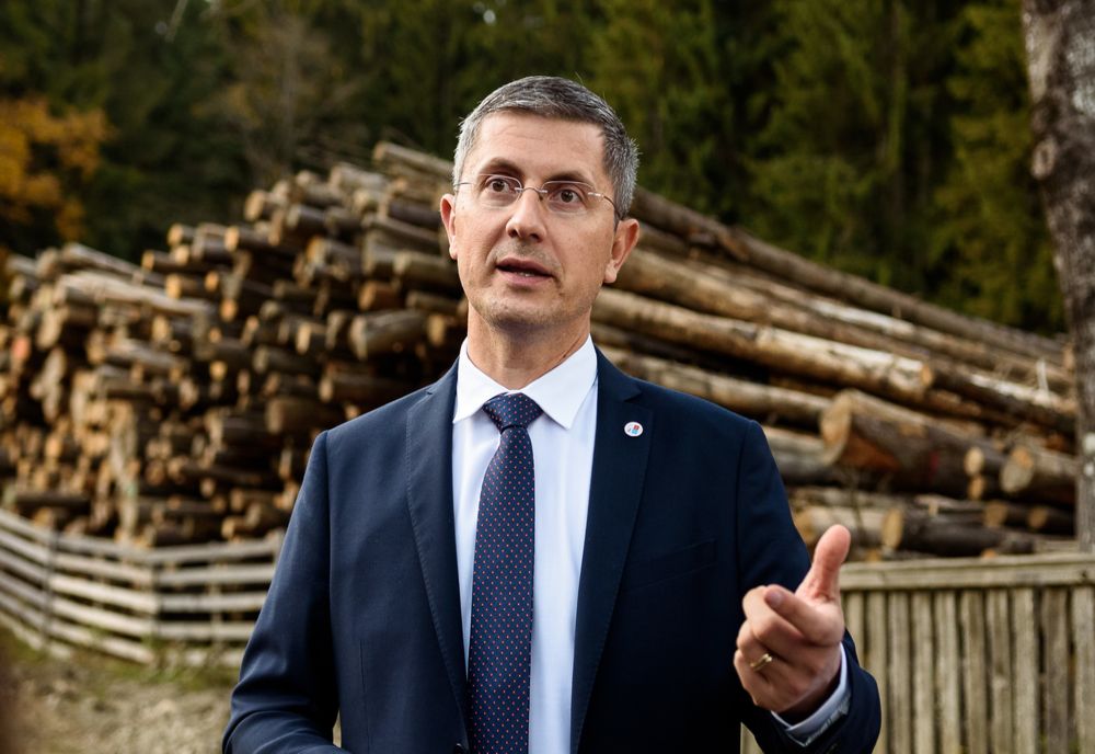 USR scrie istorie în Parlament: A fost votat DNA-ul Pădurilor. Legea merge la promulgare