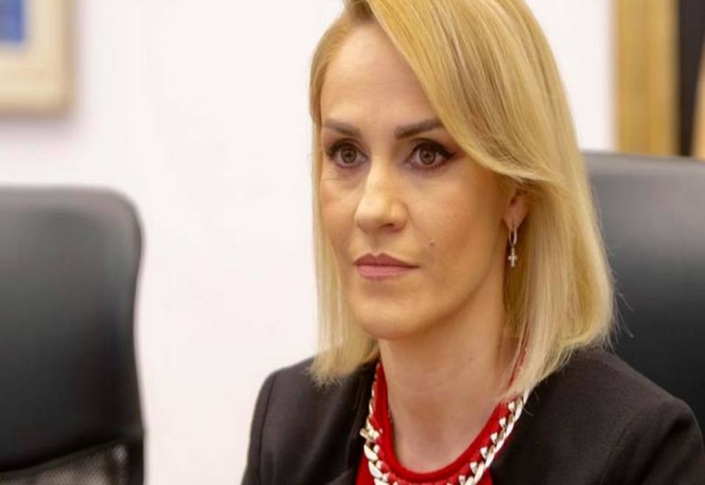 USR râde de paranoia Gabrielei Firea: O fi vreun microb recurent in PSD? Prima ‘infectare’ s-a manifestat la Liviu Dragnea