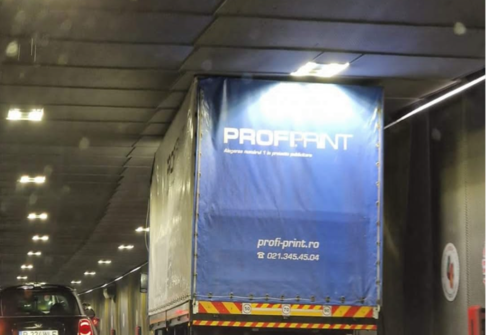 Liderul USR Cătălin Drulă: ”Incidentul din Pasajul Unirii demonstrează un lucru clar: fără poarta de gabarit ucigaşă, toţi pasagerii din autocarul grecesc ar fi trăit şi azi”