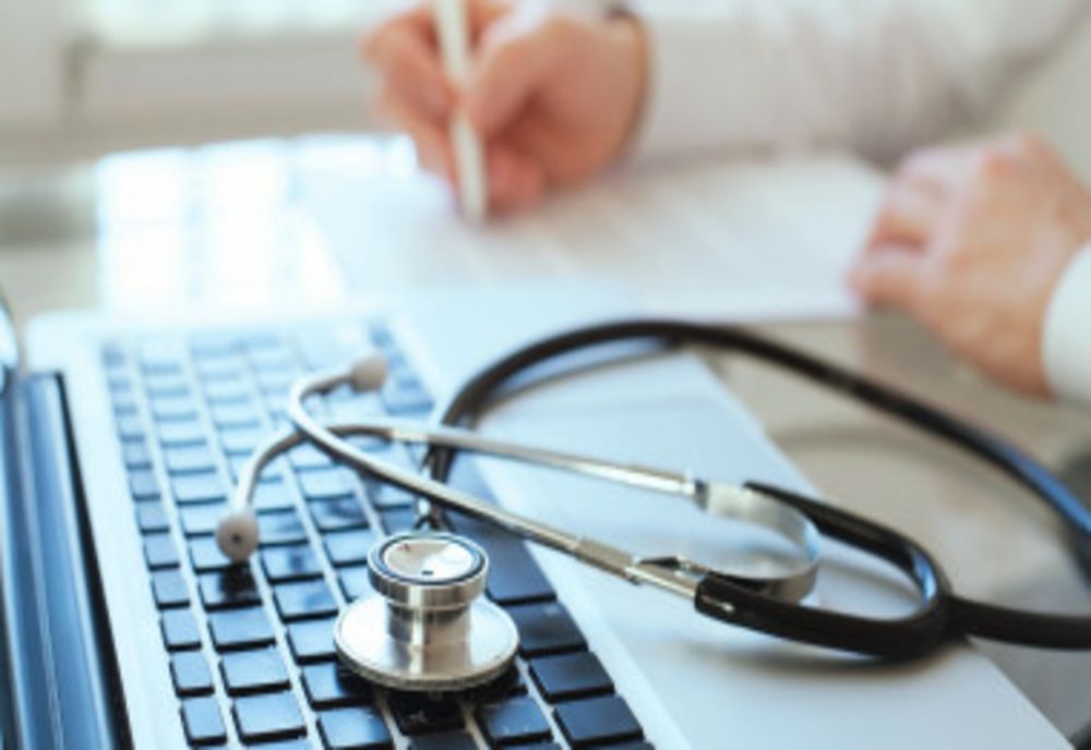 Medicii își dau DEMISIA din contractele suplimentare de gărzi: va fi HAOS în spitale! Angajații din Sănătate, la un pas de GREVA GENERALĂ