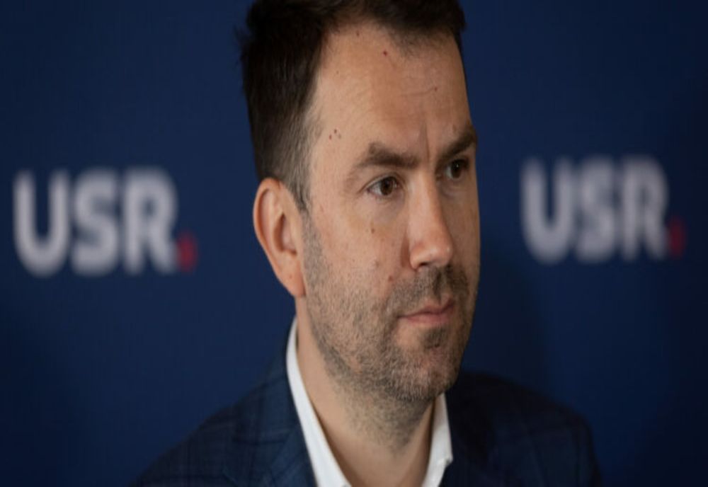 CĂTĂLIN DRULĂ: GEORGE SIMION JOACĂ UN ROL, AȘA CUM NE-A OBIȘNUIT, DE DOMINARE, ÎI ÎMPINGE PE CEI DE LA PSD, PROBABIL ÎNCERCÂND SĂ LE MAI IA DIN PARLAMENTARI