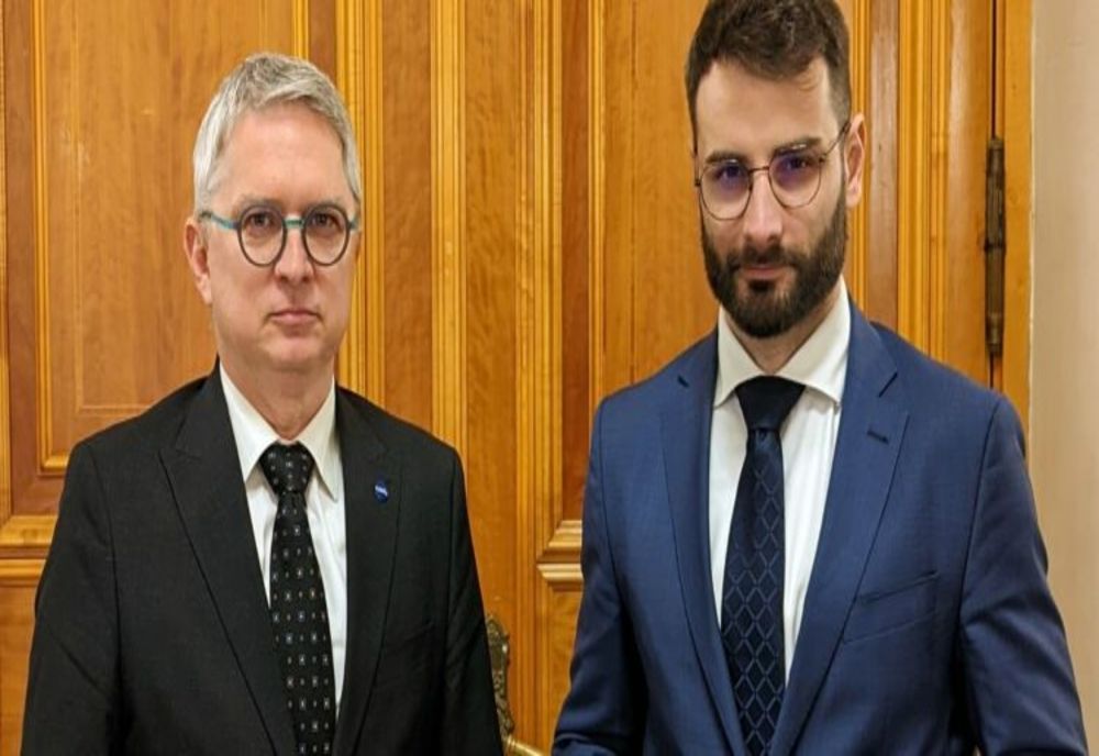 PROIECT USR: MAI MULȚI REPREZENTANȚI ÎN PARLAMENT PENTRU DIASPORA, FĂRĂ SĂ CREASCĂ NUMĂRUL TOTAL DE PARLAMENTARI