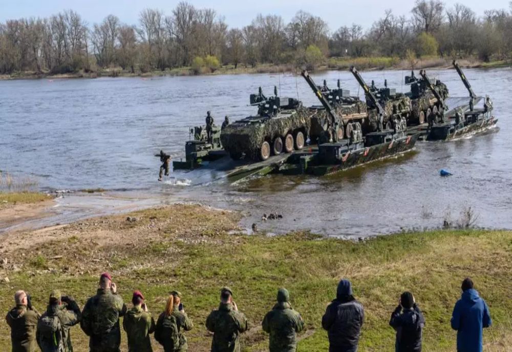 România, în linia întâi: Forţa de reacţie a NATO poate intra, staţiona sau tranzita România în scopul pregătirii şi/sau desfăşurării de operaţii militare, în anul 2024
