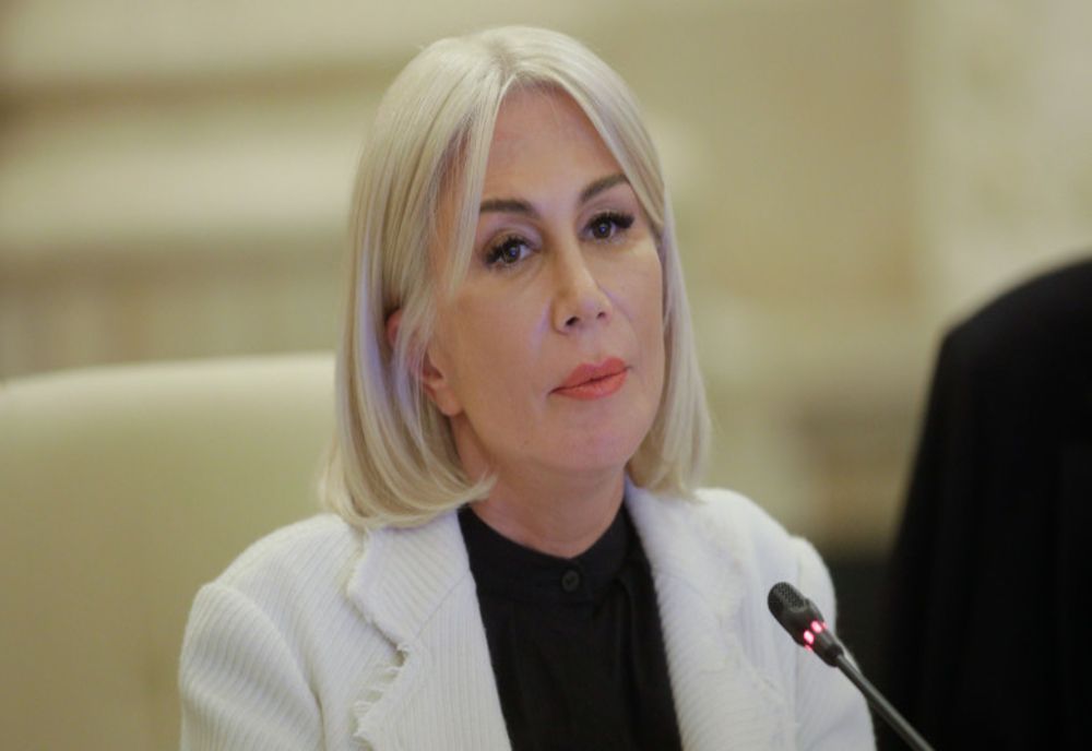 RALUCA TURCAN, ATAC LA PSD: ESTE CA ŞI CUM VULPEA AR ŢINE PREDICI DESPRE PAZNICI