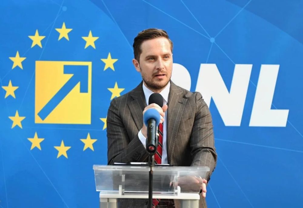 BUJDUVEANU DESPRE URMĂRILE EXPLOZIEI: OAMENII CAZAȚI ÎN WEEKEND ÎN HOTELURI VOR FI RELOCAȚI DE LUNI ÎN APARTAMENTE