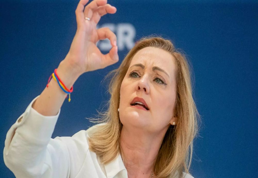 LASCONI DESPRE NICUȘOR DAN: N-ARE NICIO ȘANSĂ SĂ AJUNGĂ ÎN TURUL DOI