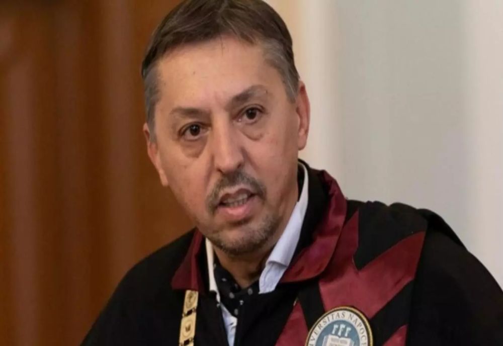 DANIEL DAVID: NU AM FOST ANGAJAT ÎN FACULTATE. N-AM AVUT NEVOIE DE SLUJBĂ PART-TIME PENTRU CĂ AM FOST SUSȚINUT DE PĂRINȚI