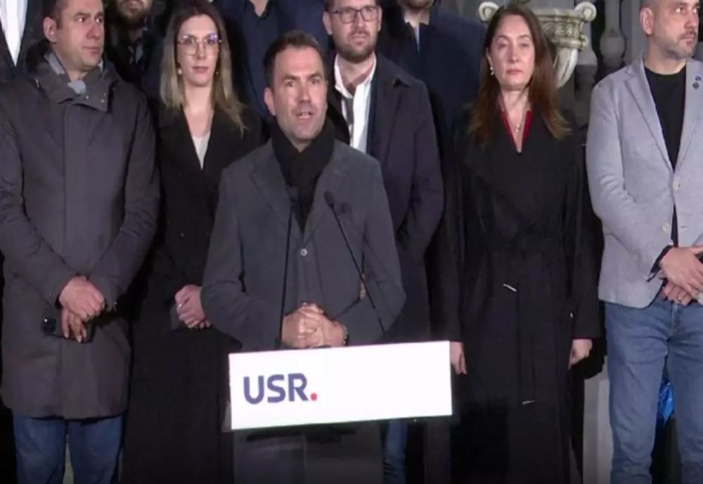 Scandal la USR: se cere îndepărtarea lui Vlad Voiculescu