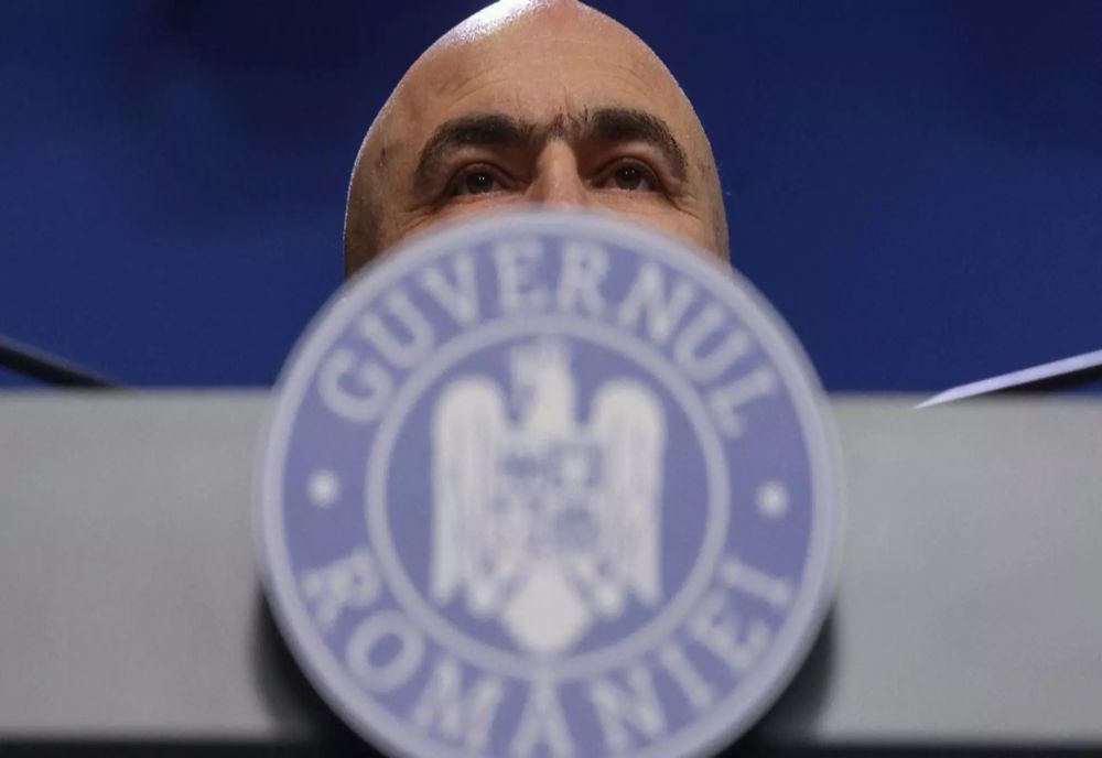 Bolojan renunță la asumarea răspunderii în Parlament pe măsurile sărăciei. Cum vrea premierul să adopte al treilea pachet de austeritate - SURSE
