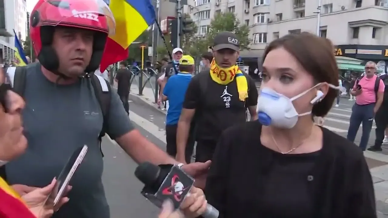 Doi membri AUR care au agresat echipa Realitatea PLUS la protestul ciobanilor au fost arestați