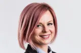 ”Fapta nu există”: Curtea de Apel Braşov a achitat-o, luni, pe fosta viceprimăriţă USR a Braşovului, Flavia Boghiu, în dosarul "Catacombelor"