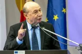 Băsescu, verdict dur despre blocajul politic: Bolojan vrea să rămână premier interimar „pe termen nelimitat”