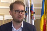 USR a votat să rămână la guvernare și, la unison cu PNL-ul lui Bolojan, dă vina pe PSD pentru tensiunile din coaliție