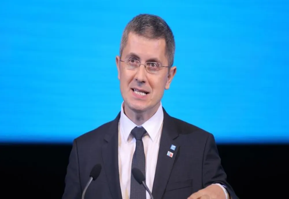 Condițiile USR pentru a intra la guvernare: Eliminarea pensiilor speciale, zero taxe pe salariul minim, „Fără Penali” în Constituție
