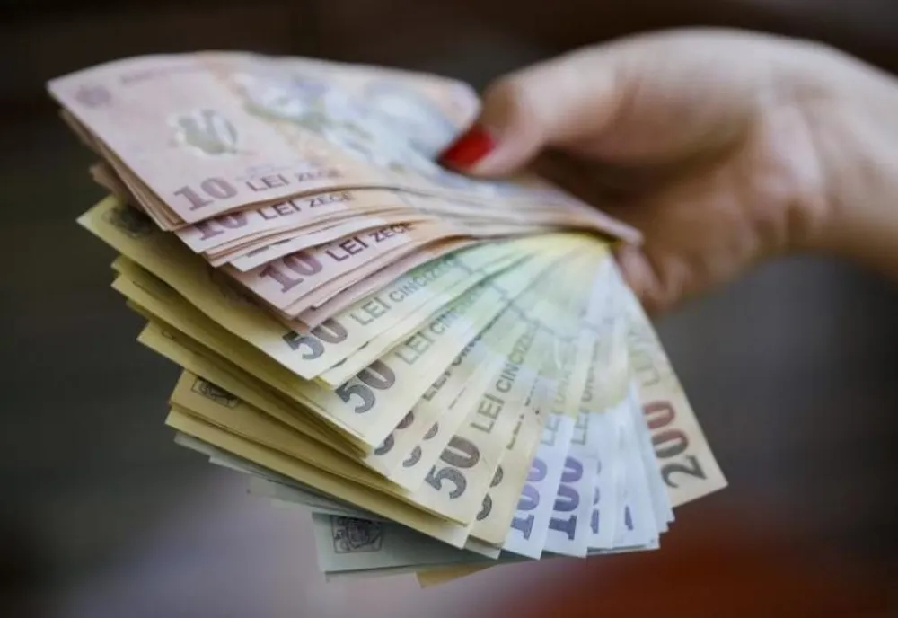 USR critică decizia guvernului Orban de a da bani presei: ”Nu va ajuta, ci o va subordona”