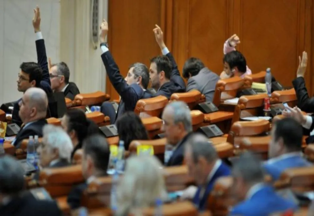 USR lansează un apel către președintele Iohannis, premierului Orban și Avocatului poporului să atace la CCR modificările aduse legii ANCOM
