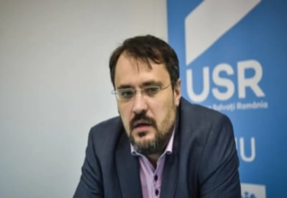 Ministrul Fondurilor Europene anunță restructurări: ”Un director câștigă mai mult ca ministrul”