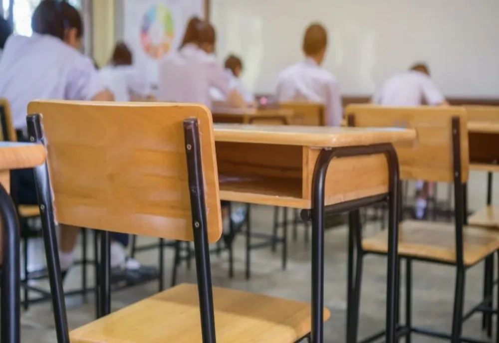 USR PLUS lansează proiectul naţional "Salvează o şcoală", proiect de reconversie a şcolilor închise şi abandonate