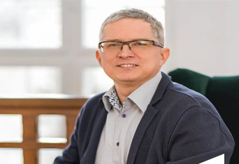 Liderul senatorilor USR, Radu Mihail: Statul trebuie să renunţe să mai bage mâna în buzunarul românilor