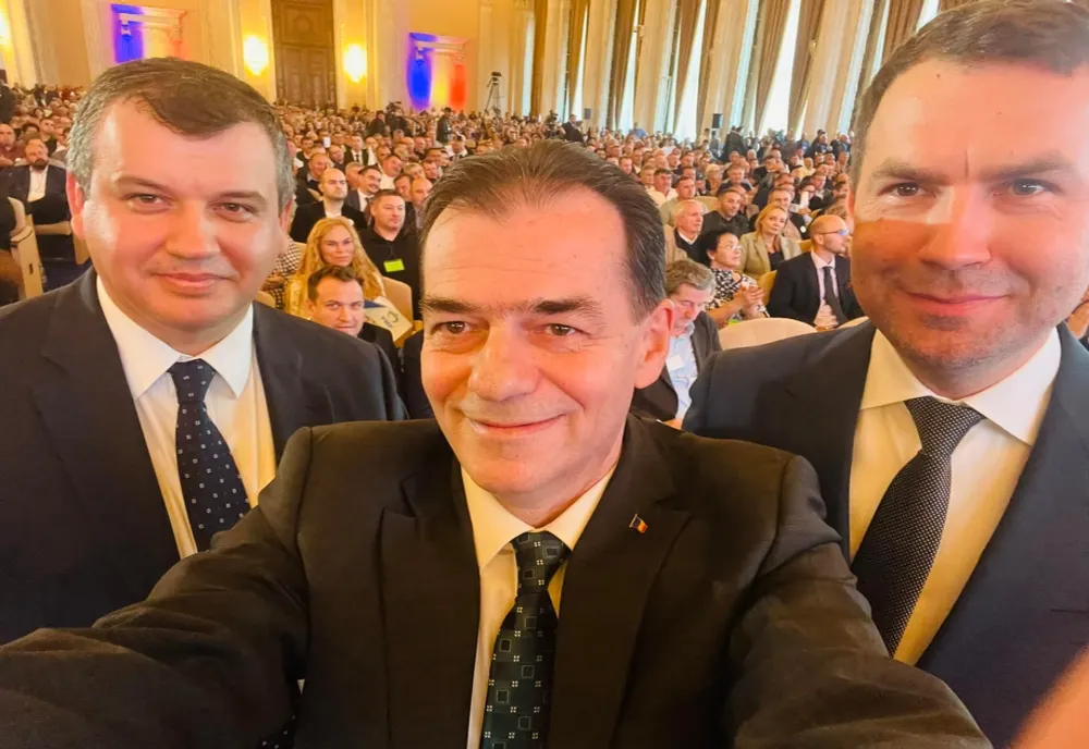 USR și Forța Dreptei au contestat la Curtea Constituțională proiectul legislativ privind devansarea datei alegerilor prezidențiale