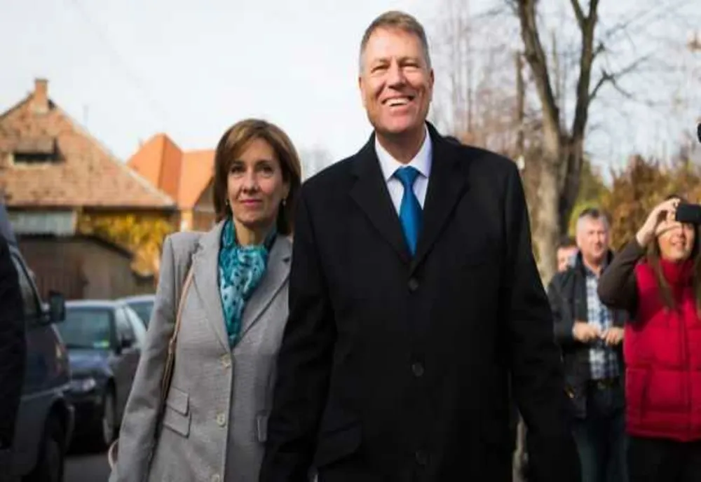 SURSE: KLAUS IOHANNIS A PIERDUT VILA DE LUX DIN AVIATORILOR, PENTRU REFACEREA CĂREIA STATUL A PRĂPĂDIT 9 MILIOANE DE EURO!