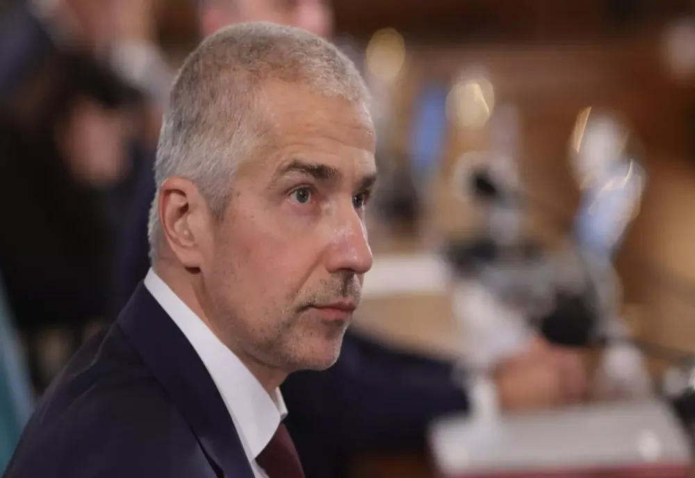 Marea anchetă despre plagiatul lui Radu Marinescu, publicată la 5 dimineața. Liderii USR, atacuri nefondate la adresa ministrului Justiției
