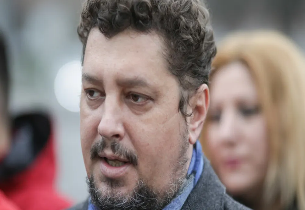 TENSIUNI ÎN AUR. CLAUDIU TÂRZIU: GEORGE SIMION A DECLARAT ÎN REPETATE RÂNDURI CĂ NU VA MAI CANDIDA ȘI ARE TOATE MOTIVELE SĂ O FACĂ, A SUFERIT O ÎNFRÂNGERE ÎN PRIMUL TUR