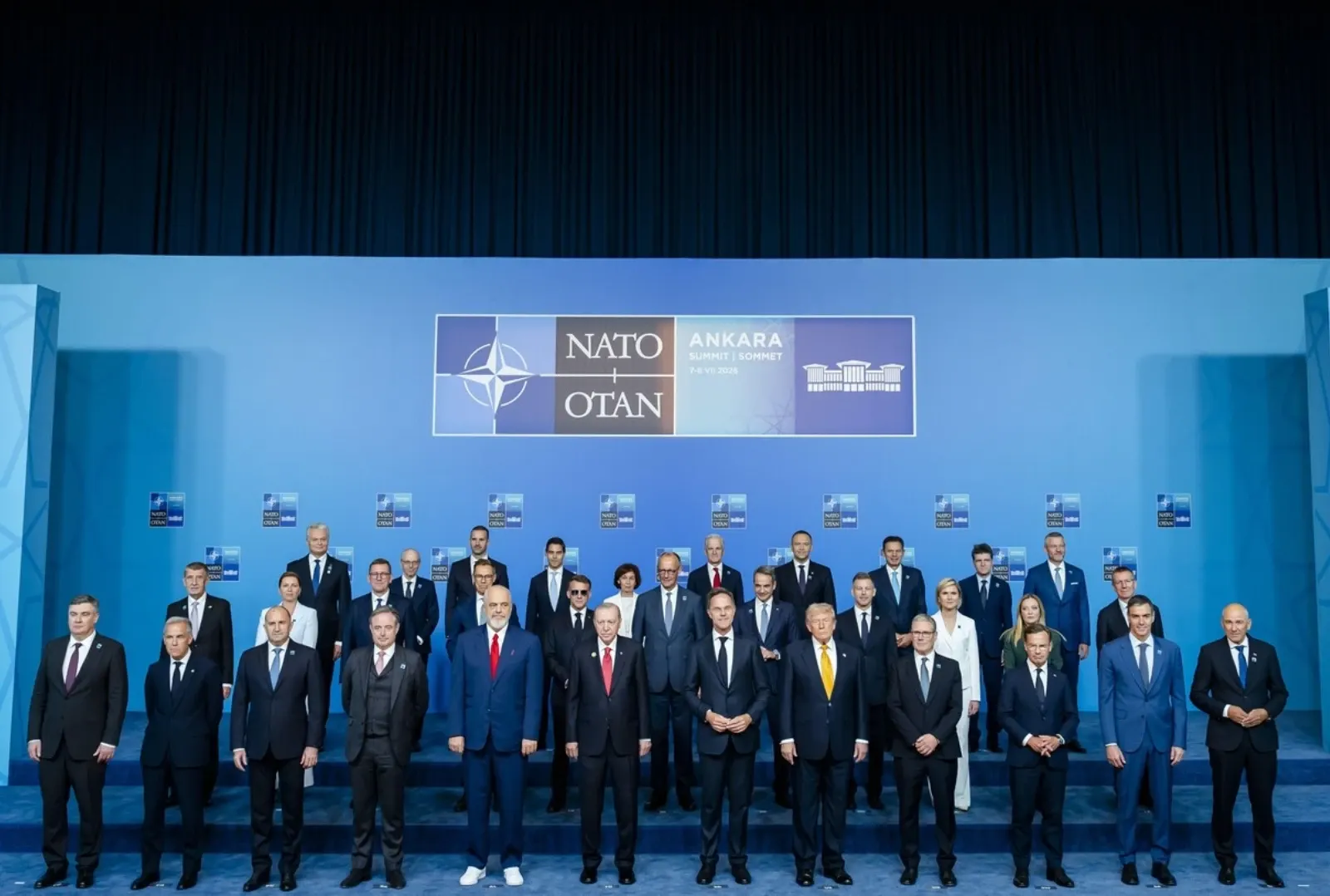 NATO își consolidează apărarea împotriva Rusiei