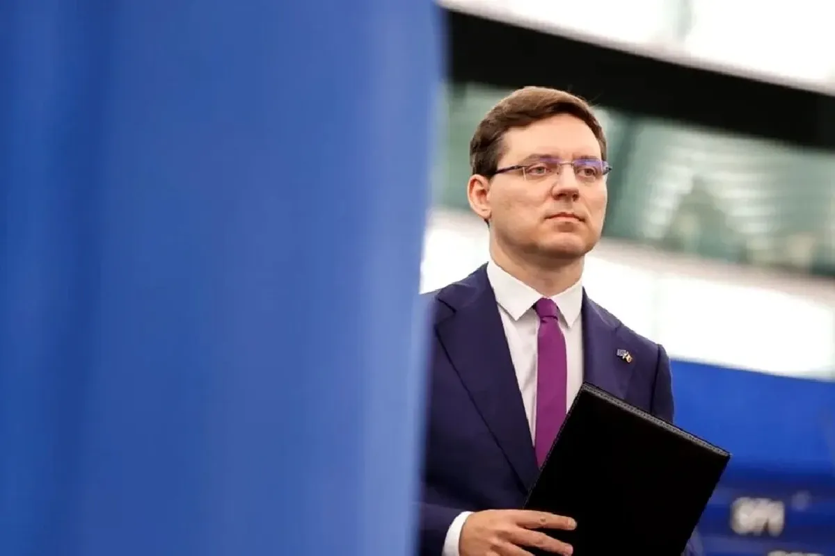 Victor Negrescu 